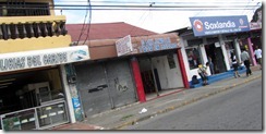 Stores in Limon